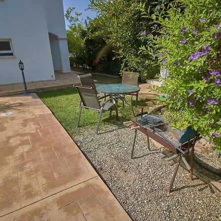 Cheerful 3 Bdr Near The Beach *