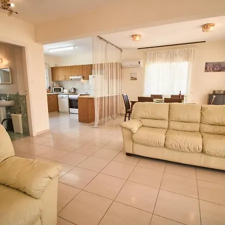 Cheerful 3 Bdr Near The Beach Villa Mercan Koyu